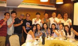 老人家饭局上爆料视频,揭秘老人家的惊人秘密